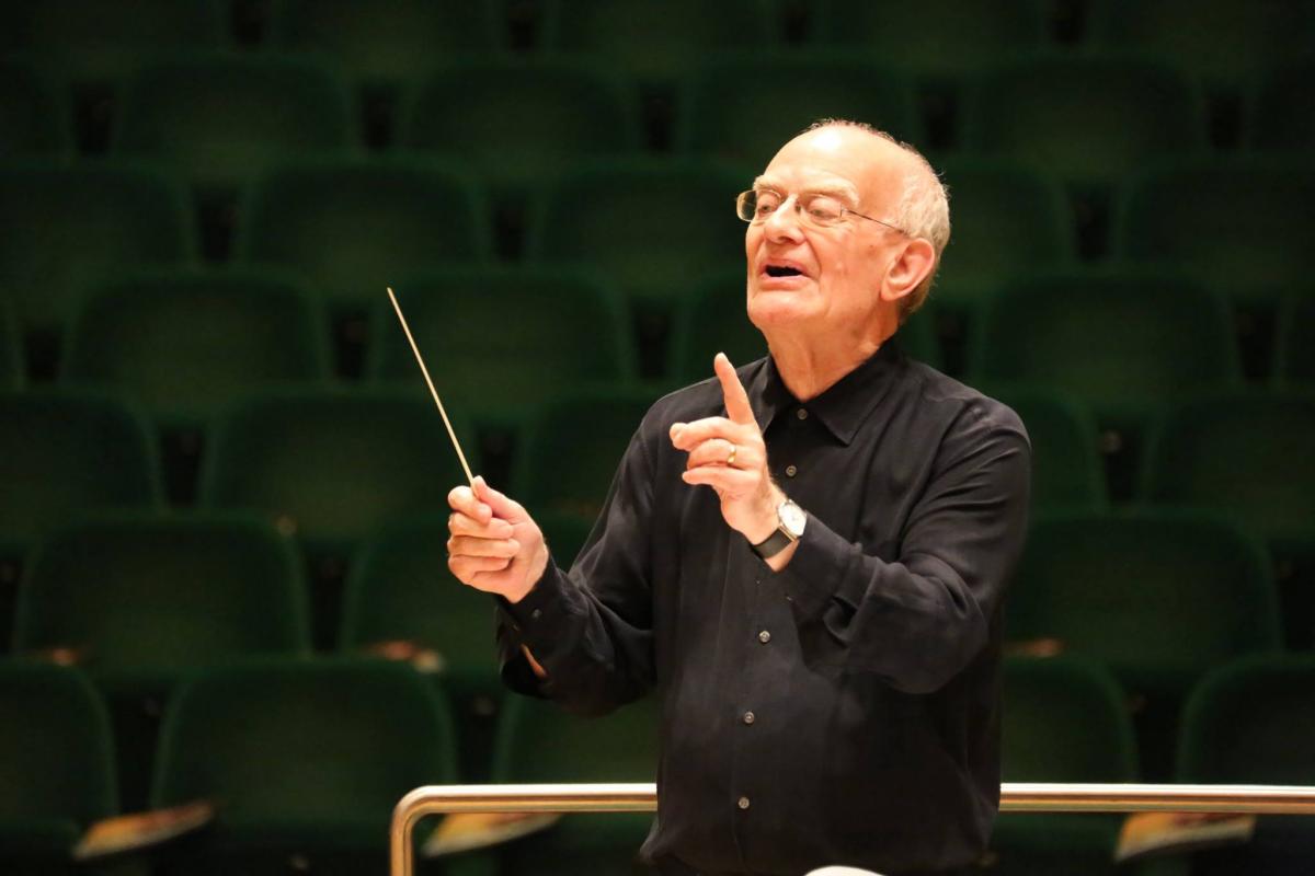 | Foto: johnrutter.com | Foto: johnrutter.com